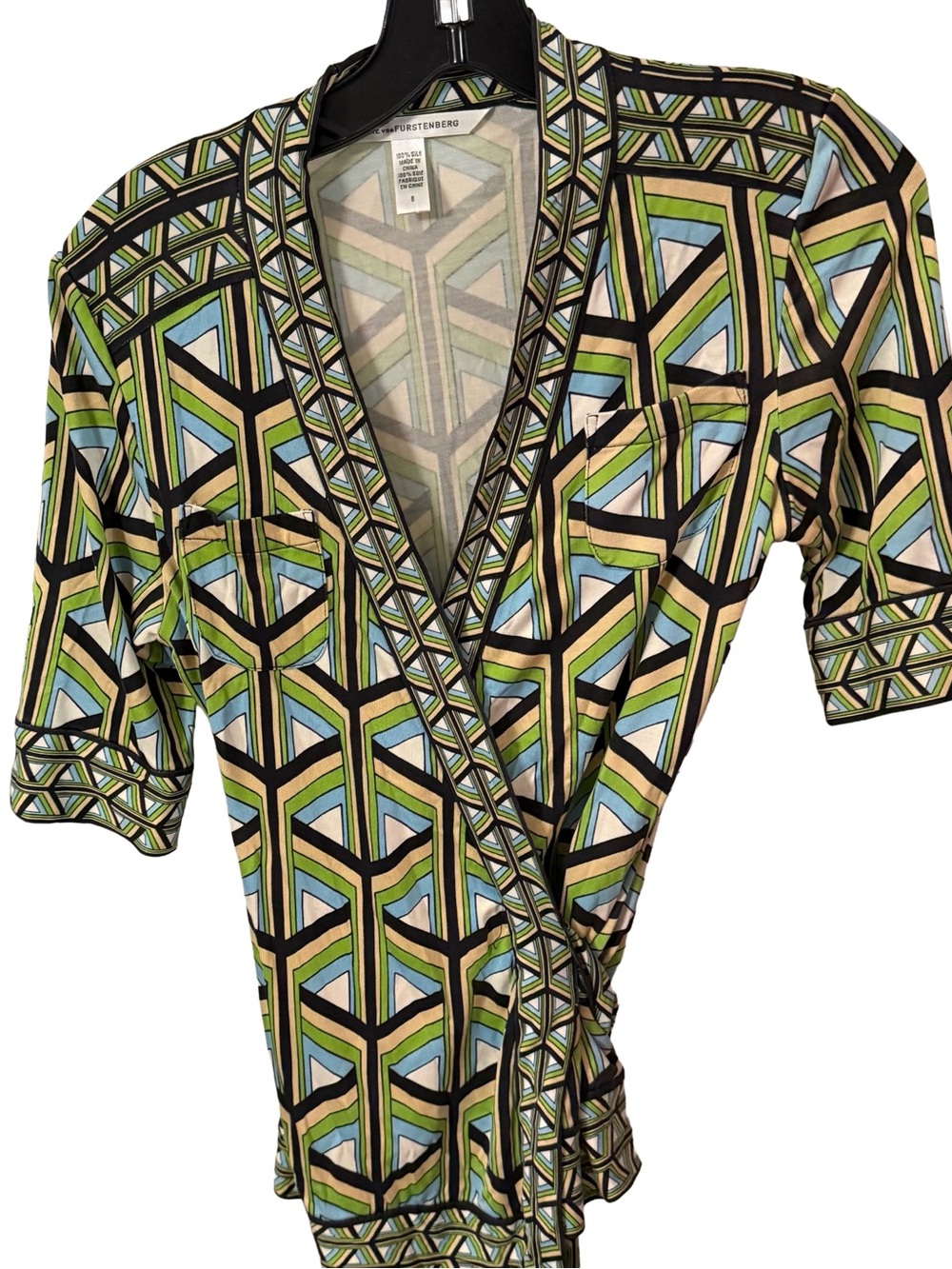 Diane von Furstenberg 100% Silk Geometric Wrap Tie Top Blouse Women's Sz 8 EUC